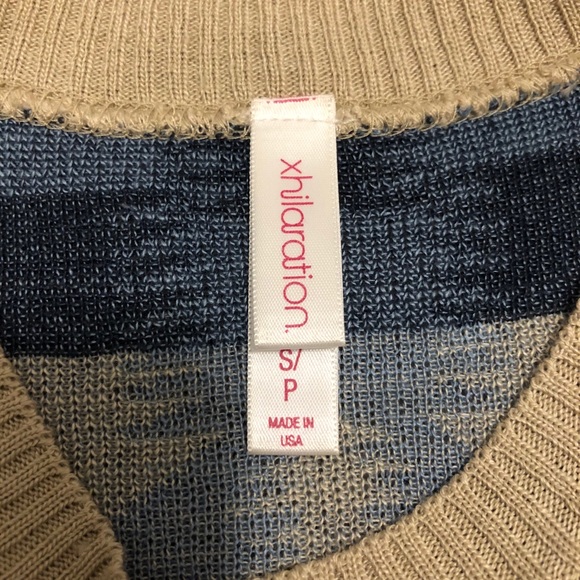 Target Tribal Sweater - Picture 4 of 4